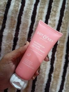 Dot And Key Skin Care Watermelon Cooling Facewash