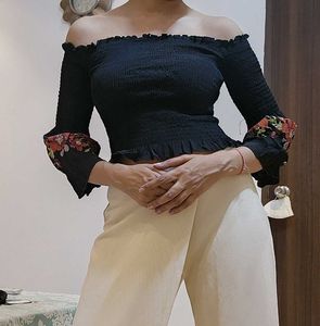 Forever 21 Chic Off Shoulders Top