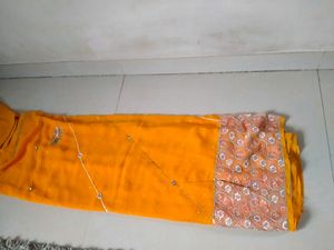 Desinger Sadi With Blouse