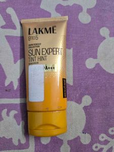 Lakme Sun Expert Sunscreen