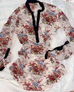 🪞 🎀Pretty Floral Tops 💕👙🎀