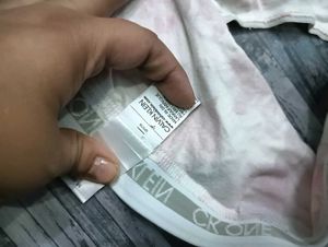 Calvin Klein 🧡
