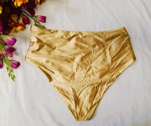 💫🔥💖 Gold High-Waisted Briefs