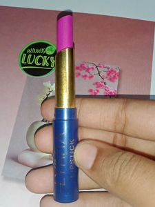 LYRRA lipstick