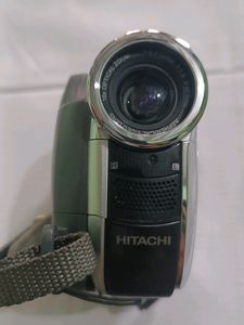 Hitachi DZ-MV300E DVD Video Camera Recorder