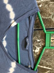 Tie-Dye V-Neck T-Shirt