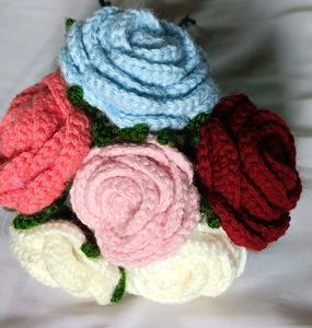 Crochet Rose Bouquet ( 150 Per Piece)
