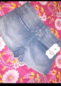 💙Fashionable Shorts💙