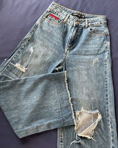 Distressed Wide Leg Denim Jeans