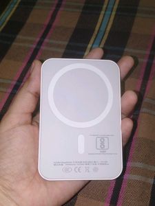 Apple MagSafe Power Bank