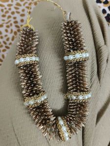 Hair Accessory. Golden Colour