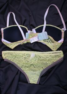 Bra &amp; Panty Set 👙