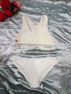 Calvin Klein Lingerie Set