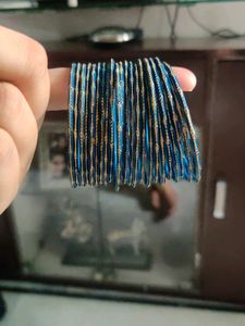 23 Metal Bangles With Golden Finish