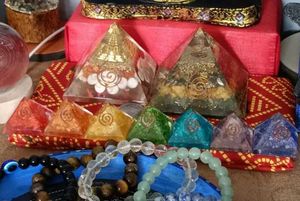 Orgone 7 Chakra Pyramid Set