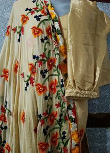 Women&#39;s Being Floral Embroidered Chanderi