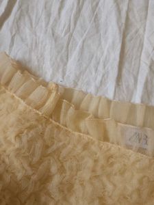 Flash Sale!!.Zara Popcorn Fitted Top
