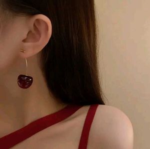 Cherry Earring 🍒