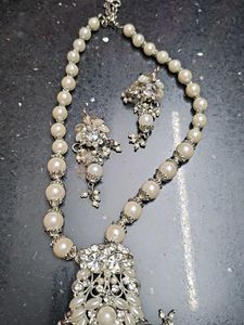 Pearl Necklace &amp; Earring Set