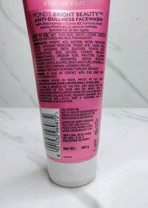 Pond's Bright Beauty Face Wash