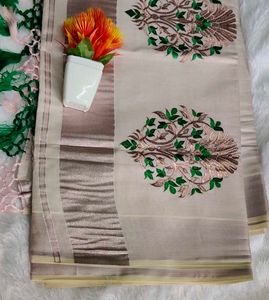 Kerala Kasavu Saree