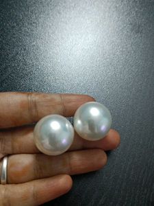 Pearl Studs