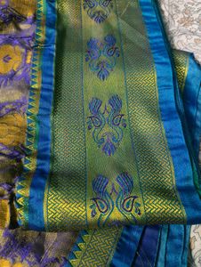 Elegant Purple &amp; Gold Saree
