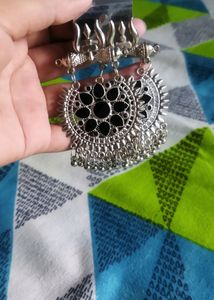 Earring