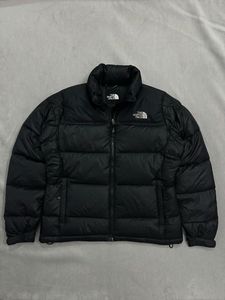 North Face Nuptse 700