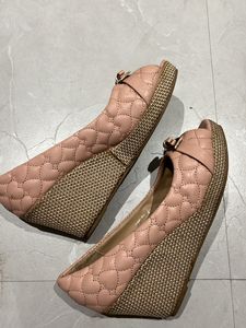 Pink Wedges