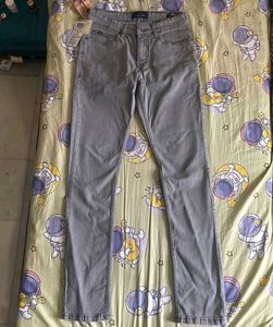 Highlander Jeans 30 Size 👖