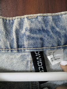 H&amp;M ripped straight jeans