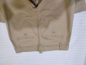 Khaki Cropped Pants W-32-34