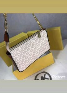 Micheal Kors Slingbags