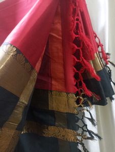 Red Black Saree With Blouse Piece