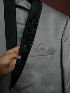 Stylish 3 Piece Grey Suit &amp; Blazer