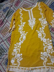 Elegant Embroidered Kurta