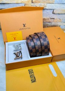 LOUIS VUITTON MENS IMPORTED BUCKLE BELTS WD BOX