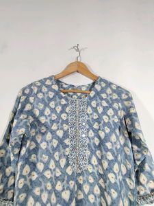 Blue And Cream Printed Kurta Set (Women&#39;s)