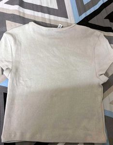 H&amp;M Beige Top