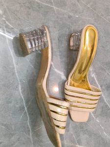 Elegant Gold Accent Sandals