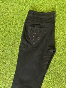 Black Skinny Jeans