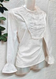 SizeS/M 🎁Buy 2 Get 1 Free 🎁White Lace Trimmed Bl