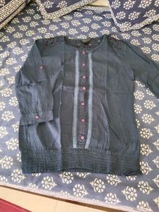 Decent Casual Wear Top