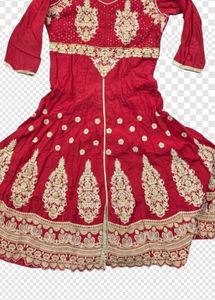 Elegant Red Embroidered Kurta