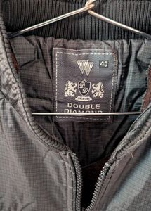 Stylish Sleeveless Jacket