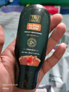 TRU Alpha Glow sunscreen Moisturizer