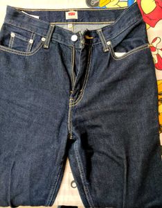 Unisex Levi&#39;s Dark Wash Jeans 👖🤩