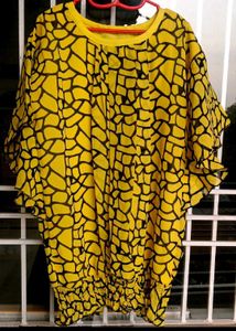 Beautiful 💛🖤 Tiger 🐯 Print Tuck In Top