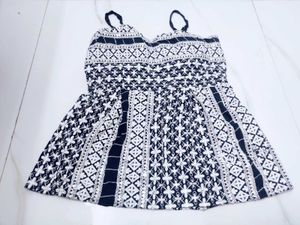 Pretty Sleeveless Short KURTI TOP🎀